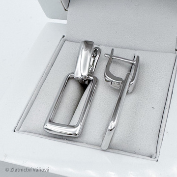 Stříbrné visací náušnice hranaté